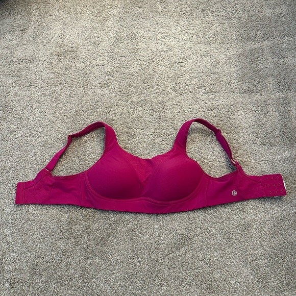 Lululemon Athletica Magenta Bra - Picture 5 of 5